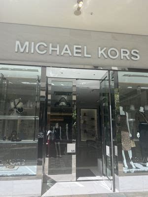 michael kors ala moana.